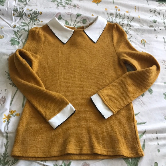 Tops - 💛Peter Pan Collar Sweater💛